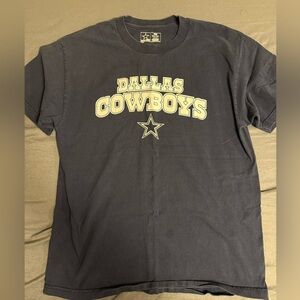 Men’s medium Dallas cowboys shirt